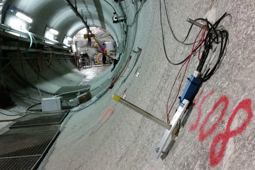 Enlarged view: Tunnel in the NAGRA Grimsel rock laboratory.